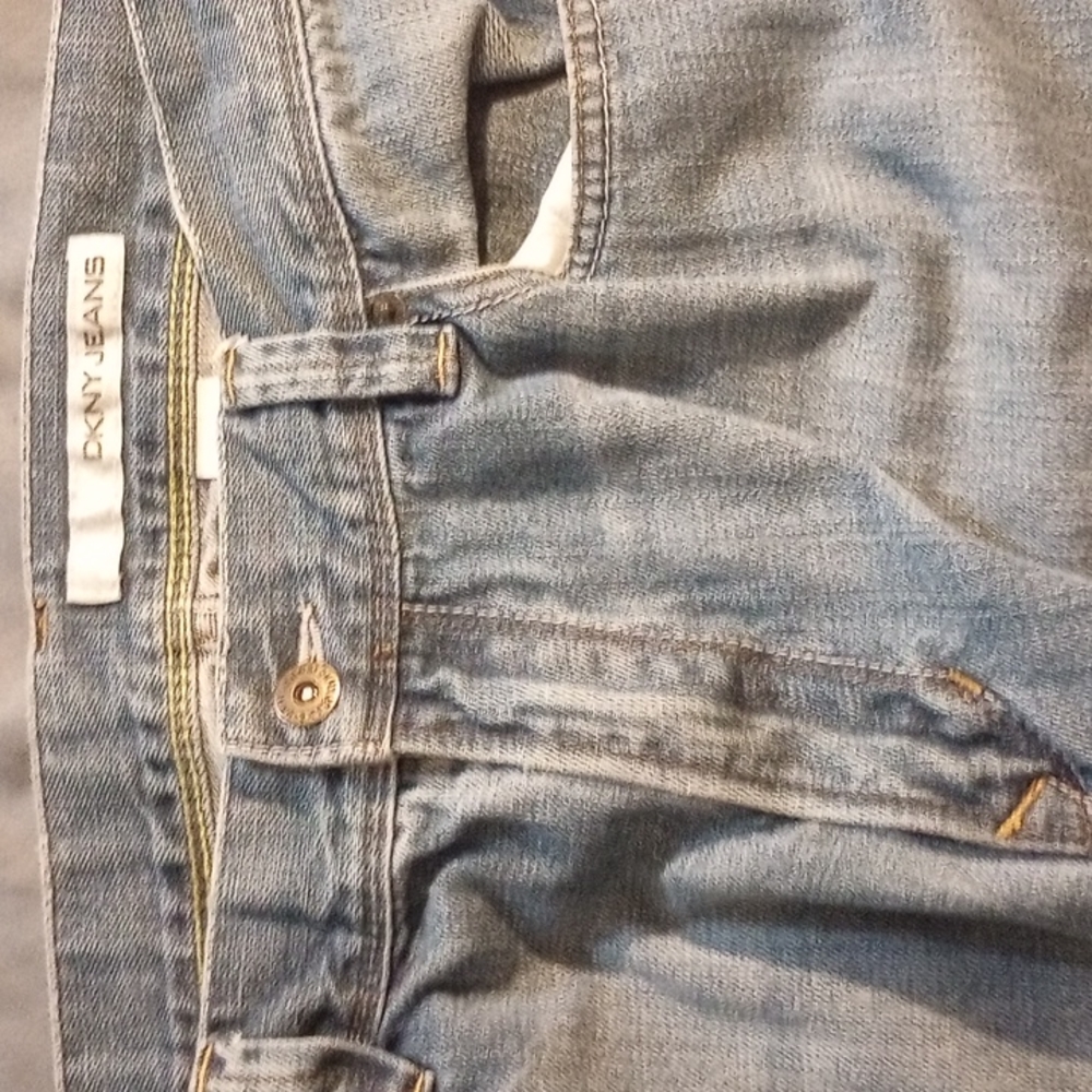 Men's DKNY jeans size 34/32